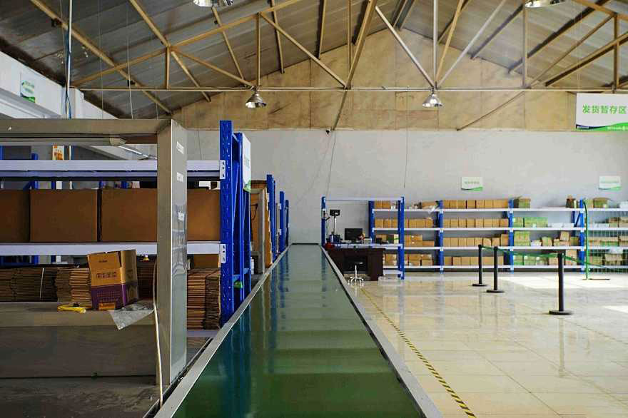 jiuyou.comAGV无人叉车运行效率高、准确性高